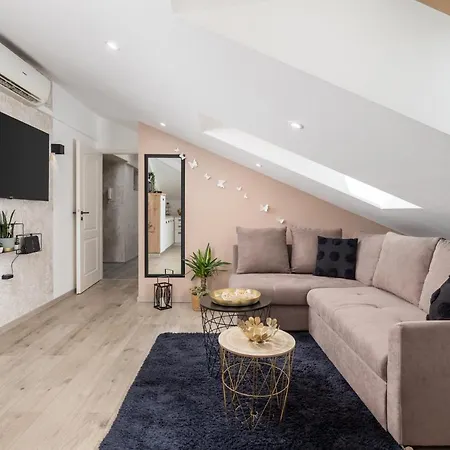 Mucho Mas Apartamento *