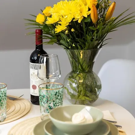 Mucho Mas רייקה